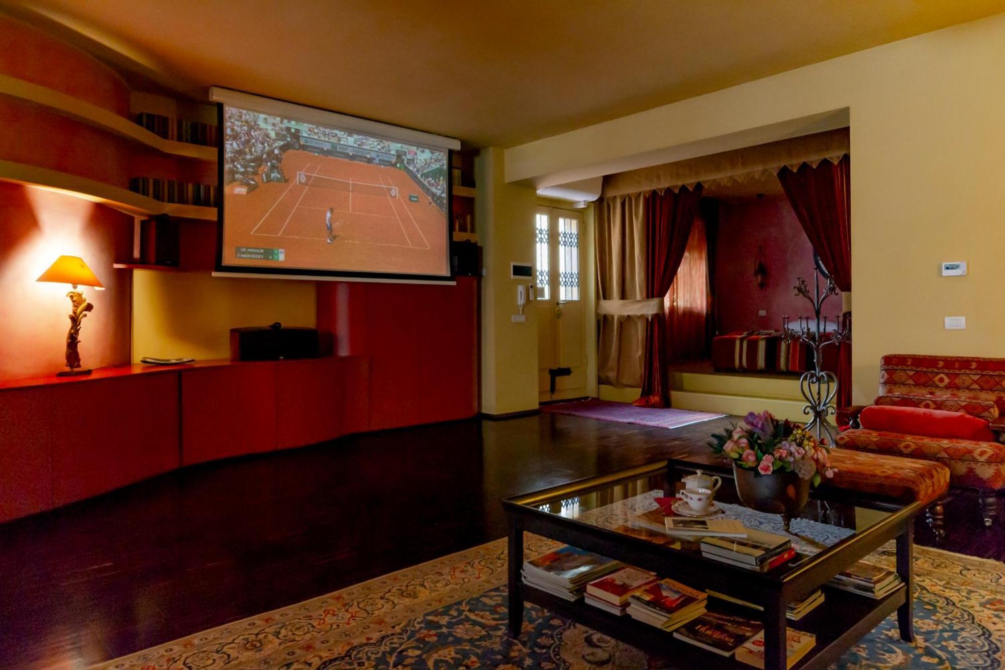 Bohemian Suite Spacious And Central Loft 볼로냐 외부 사진